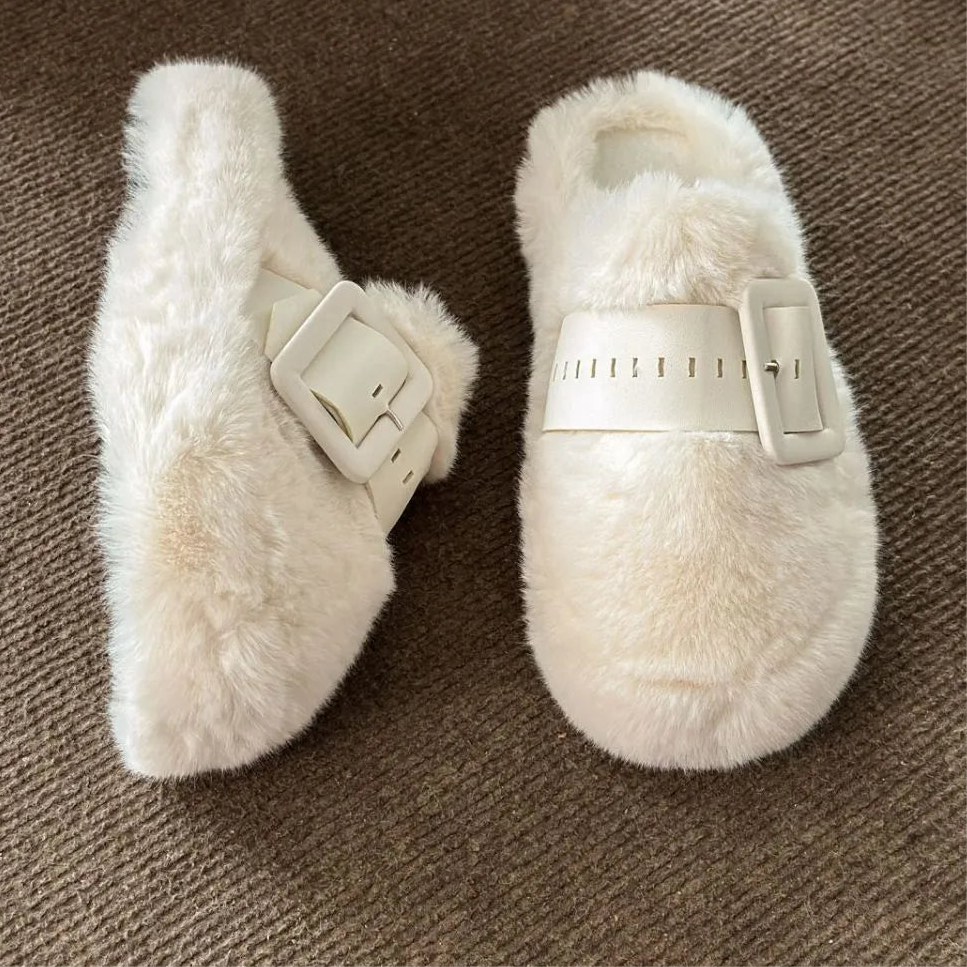 Chaussons à boucle en fausse fourrure