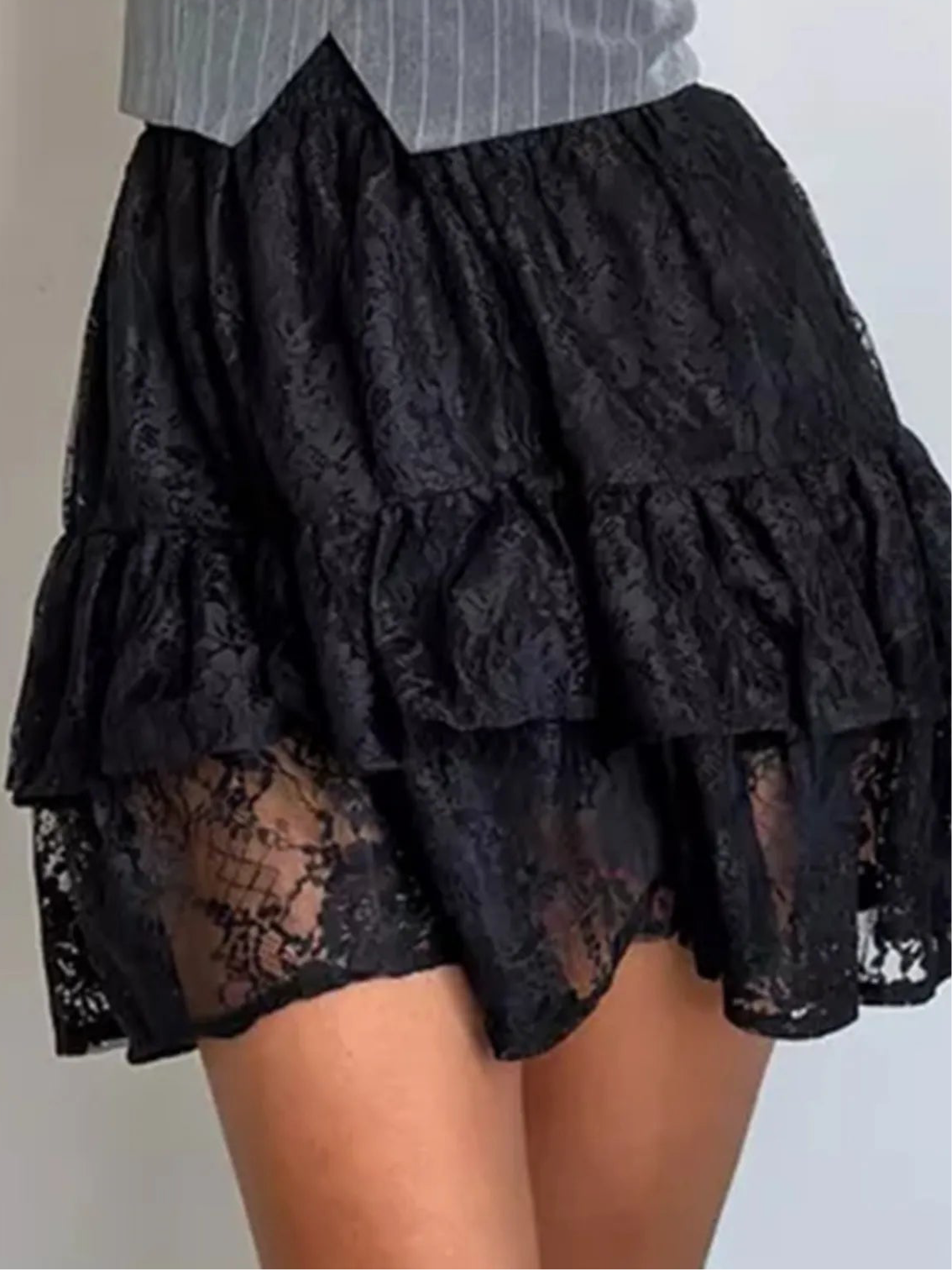 HOT STYLE | Lace Tiered Mini Skirt in Black and White