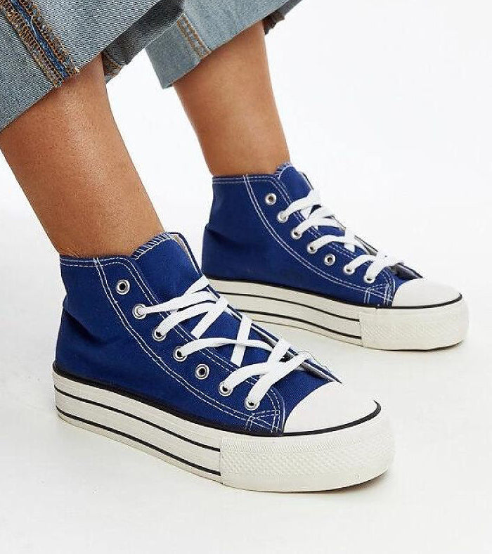  Sneakers model 207392 Solea 