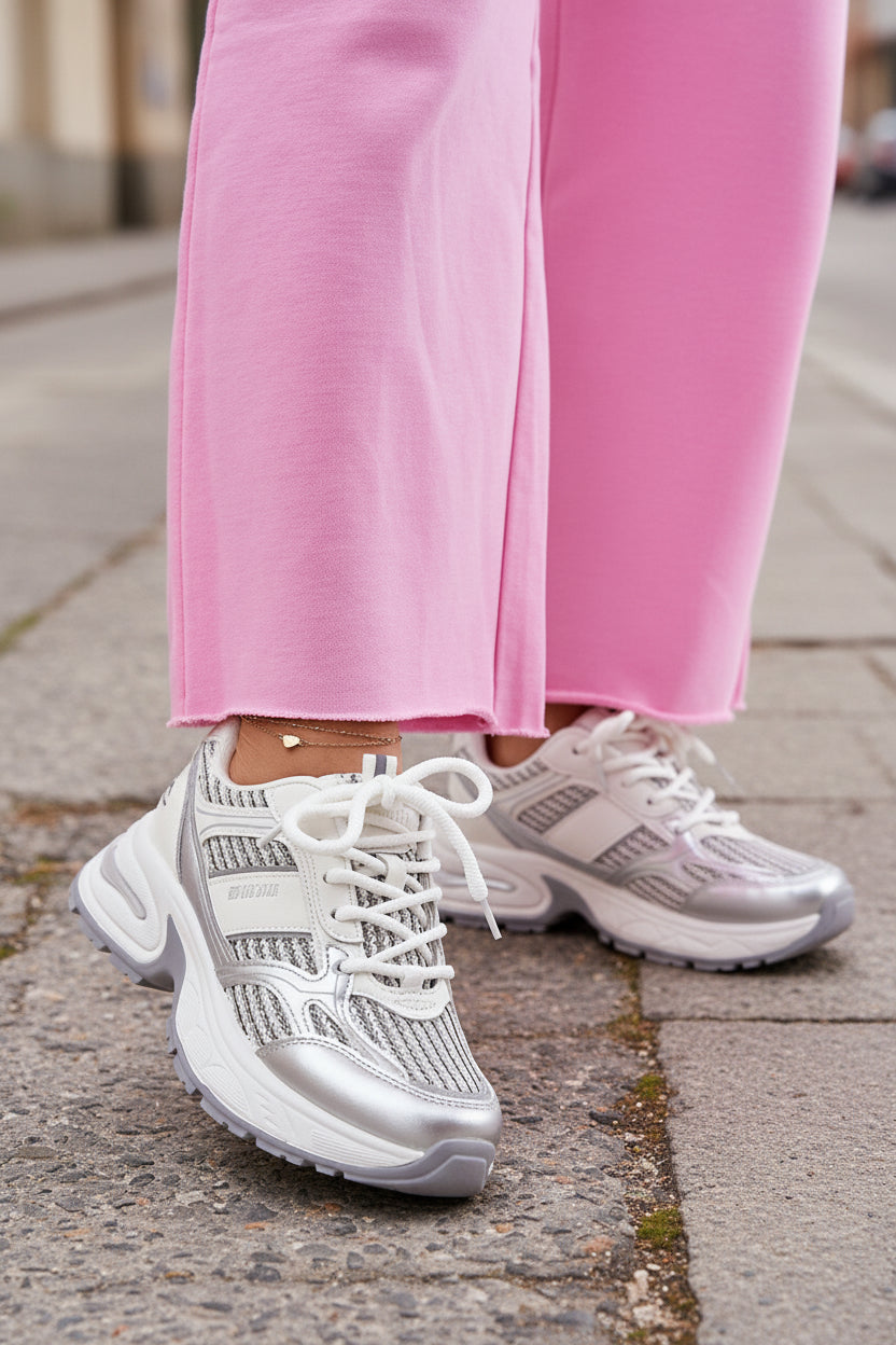  Sport Shoes model 211333 Step in style 